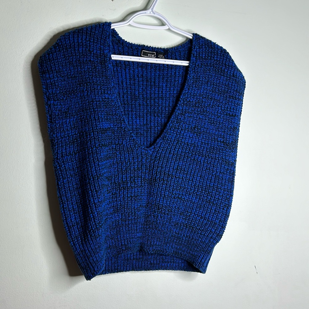 Vintage Fox Sleevless Deep V Neck Vest